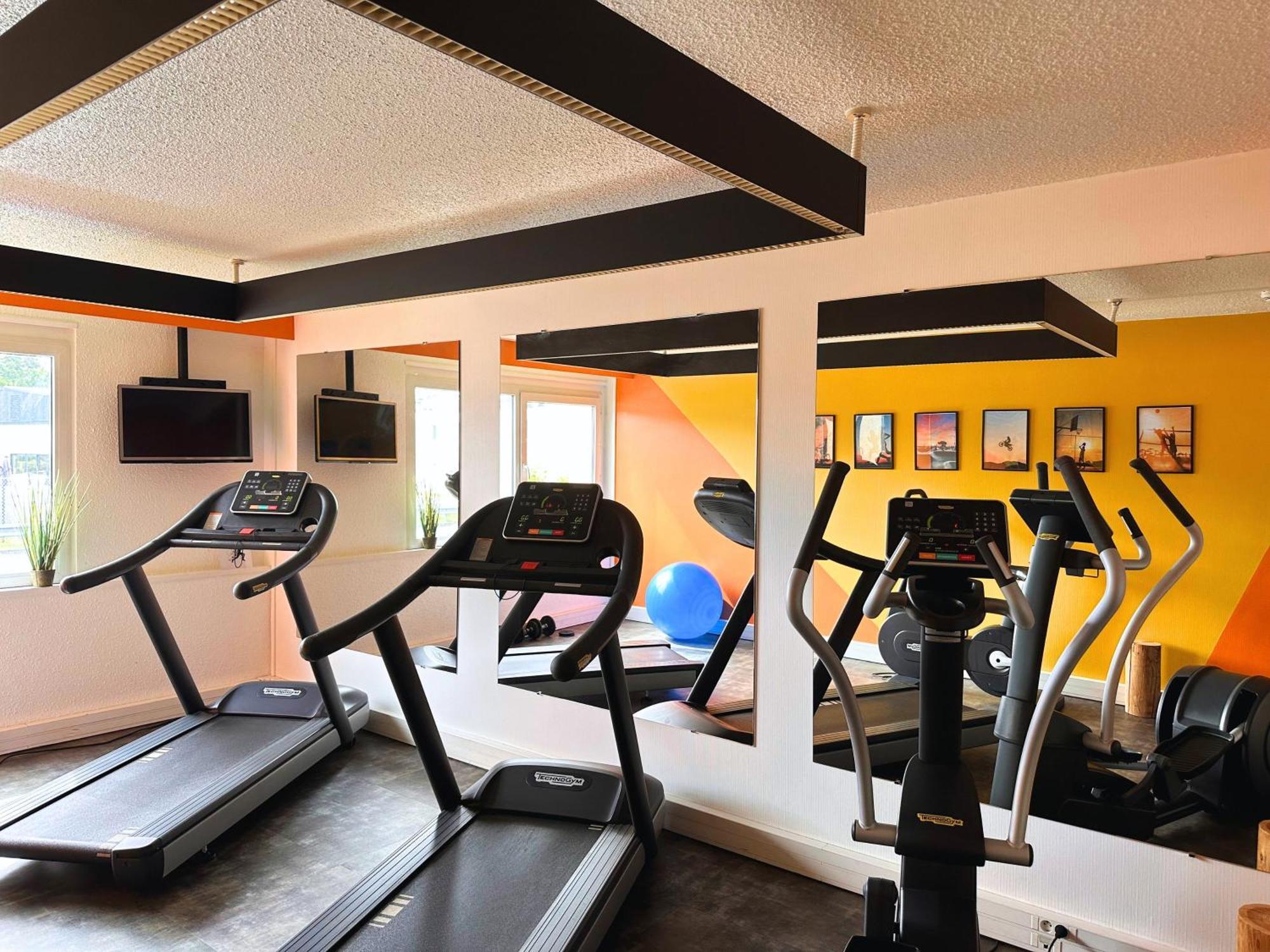 Novotel Bordeaux Merignac Екстериор снимка